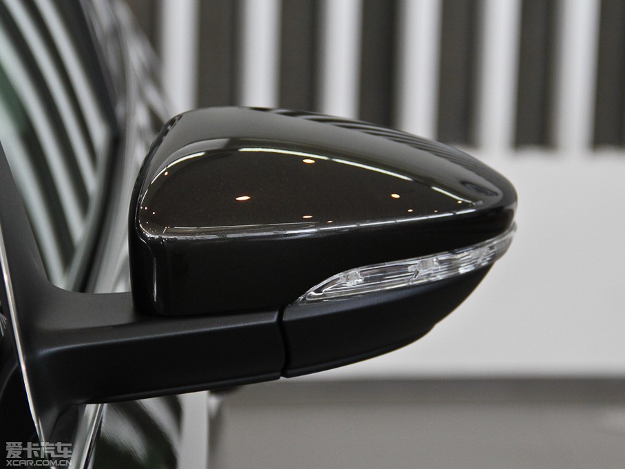 2012~vI܇ 2.0TSI (q)m