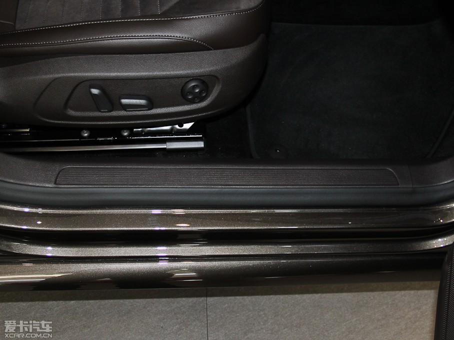 2012~vI܇ 2.0TSI (q)m