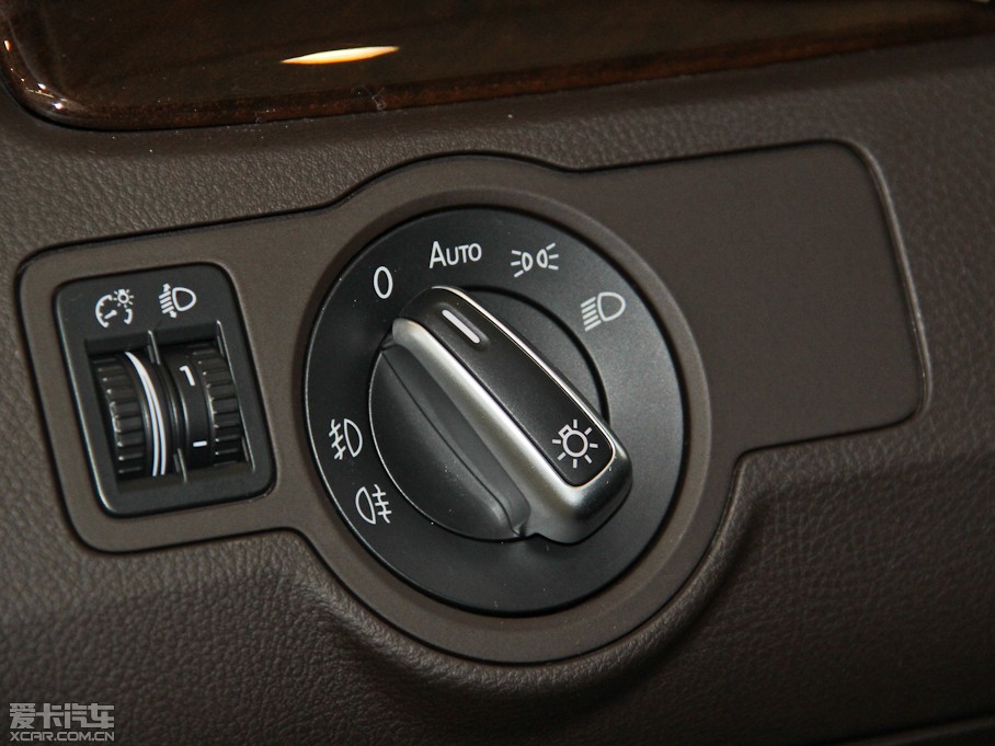 2012~vI܇ 2.0TSI (q)m