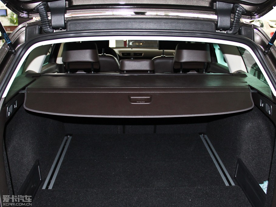 2012~vI܇ 2.0TSI (q)m