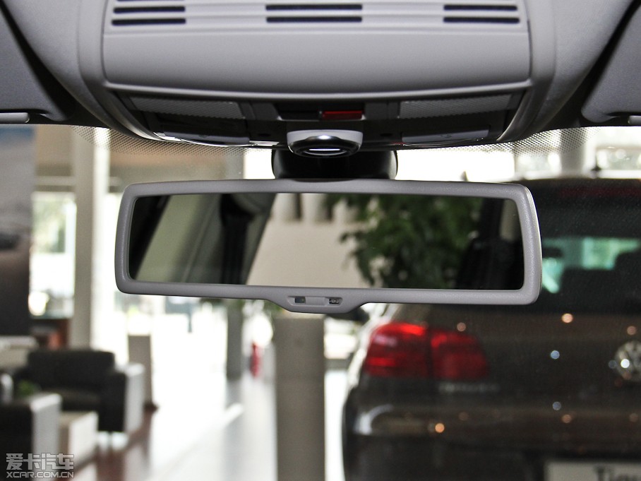 2012~vI܇ 2.0TSI (q)m