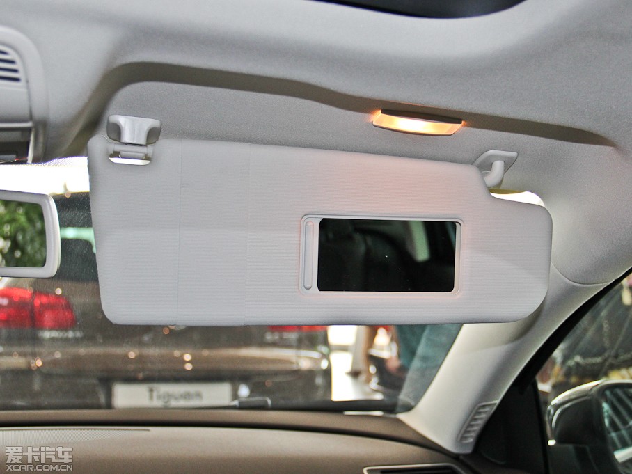 2012~vI܇ 2.0TSI (q)m