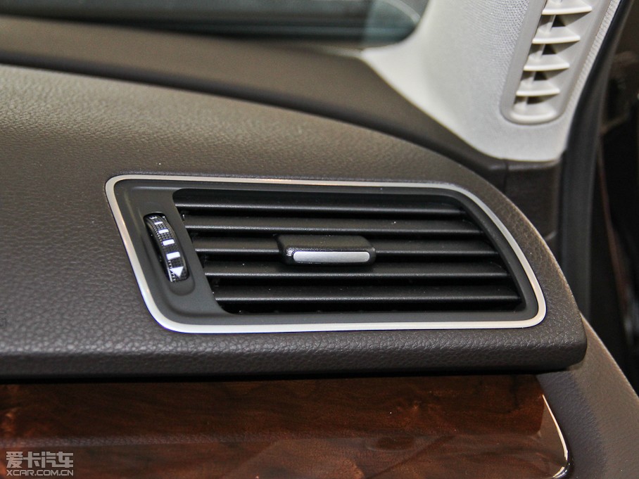 2012~vI܇ 2.0TSI (q)m