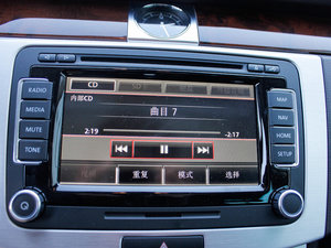 2012款2.0TSI 两驱豪华版 中控区