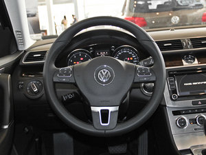 2012款2.0TSI 两驱舒适版 方向盘