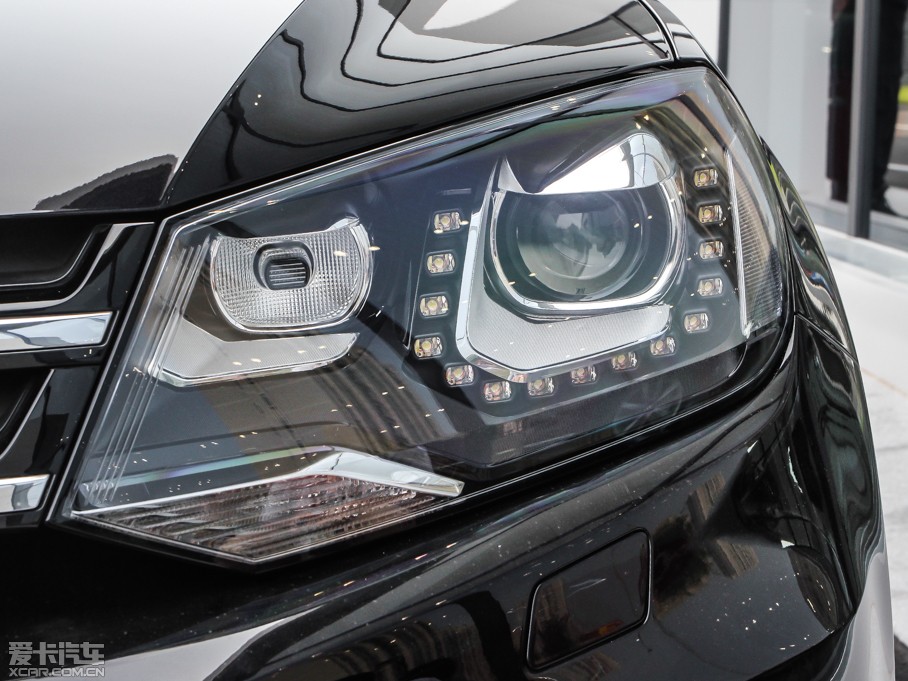 2011;JԴ 3.0TSI Hybrid