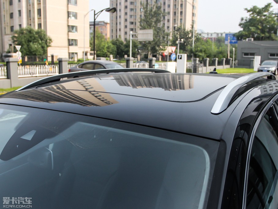 2011;JԴ 3.0TSI Hybrid