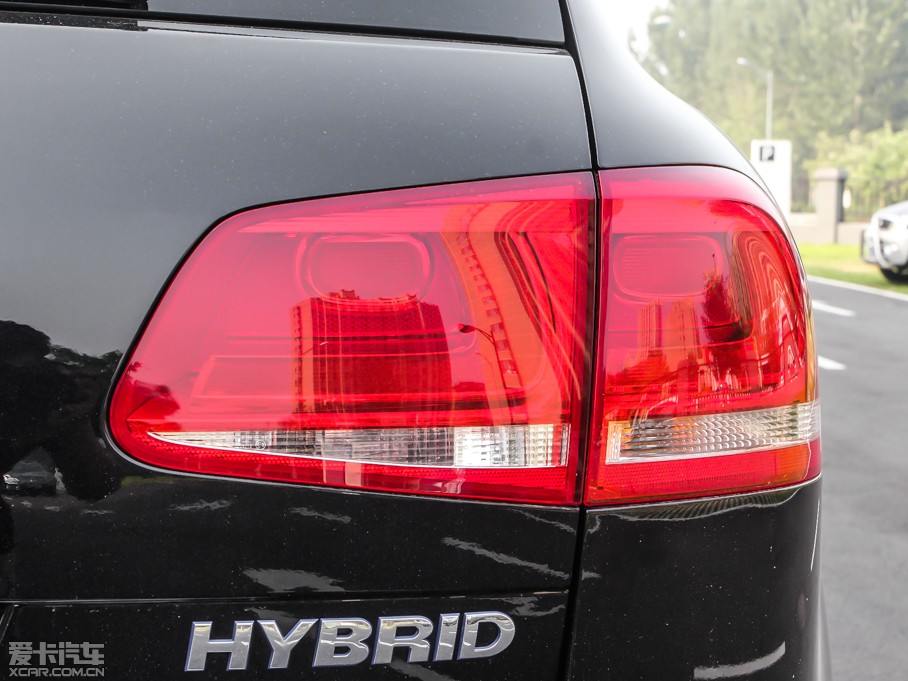 2011;JԴ 3.0TSI Hybrid