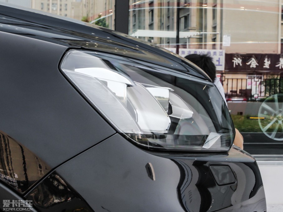 2011;JԴ 3.0TSI Hybrid