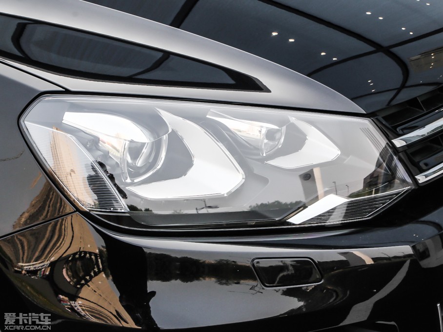 2011;JԴ 3.0TSI Hybrid