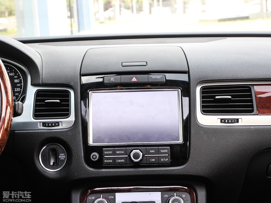 2011;JԴ 3.0TSI Hybrid