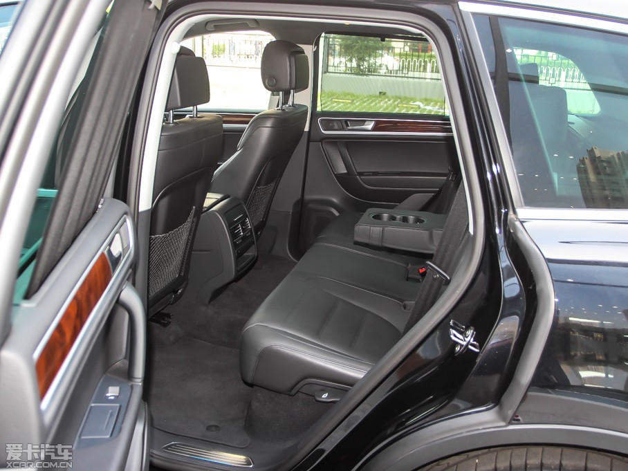 2011;JԴ 3.0TSI Hybrid