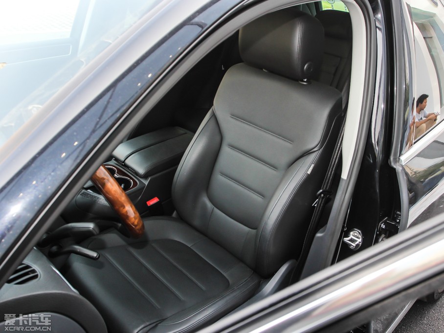 2011;JԴ 3.0TSI Hybrid