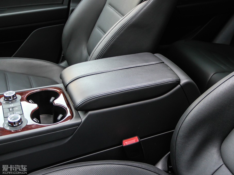 2011;JԴ 3.0TSI Hybrid