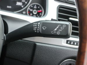 20113.0TSI Hybrid п؅^