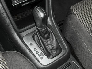 2013款2.0TSI 标配版 换挡杆