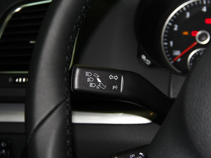 2013款2.0TSI 标配版 中控区