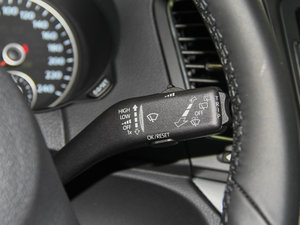 2013款2.0TSI 标配版 中控区
