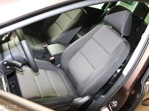 2013款2.0TSI 标配版 主驾驶座椅