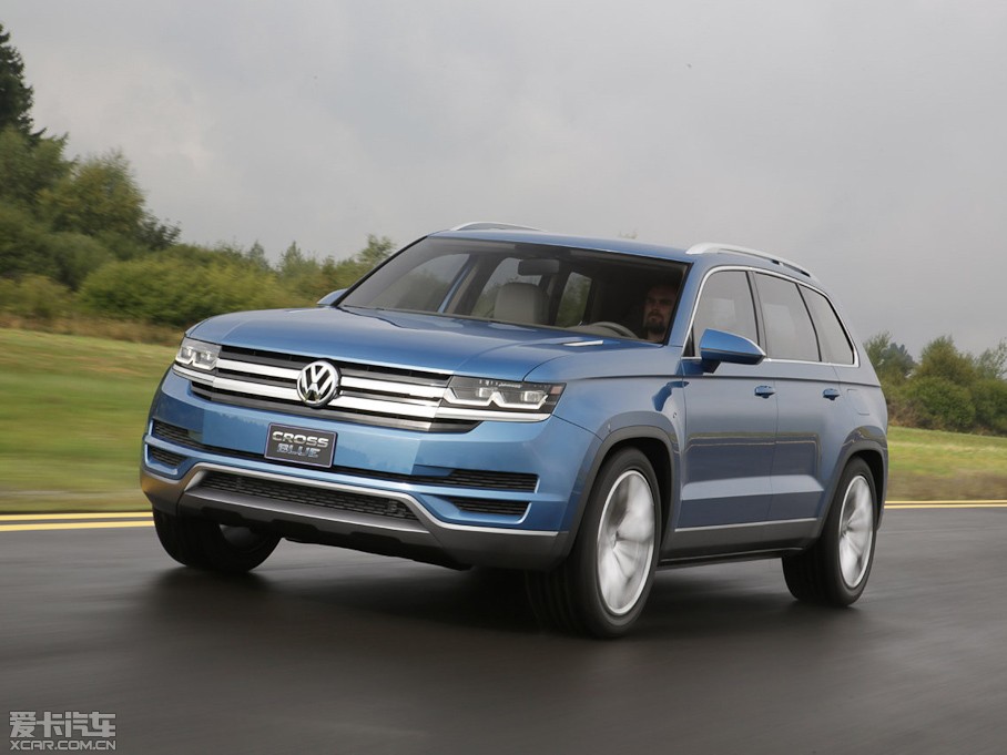 2013��CrossBlue Concept