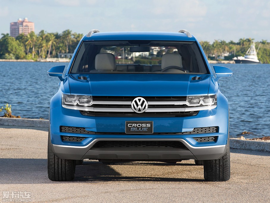 2013��CrossBlue Concept