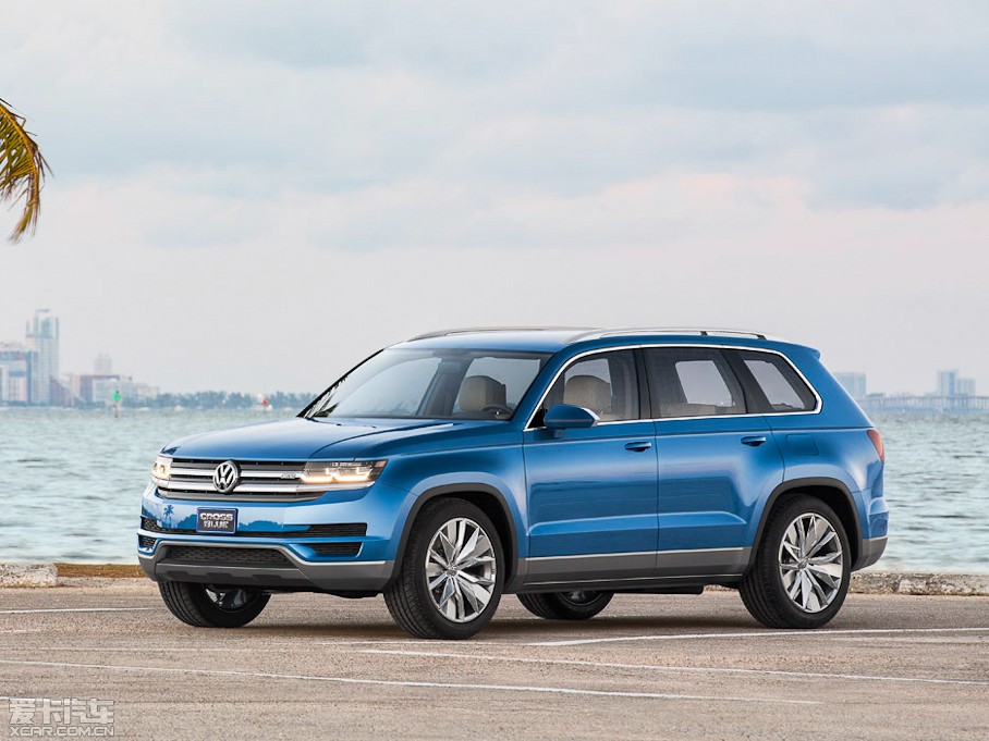 2013��CrossBlue Concept