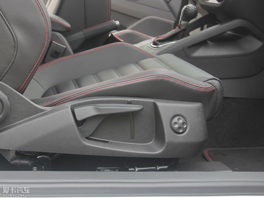 2013п 2.0TSI GTS ٰ