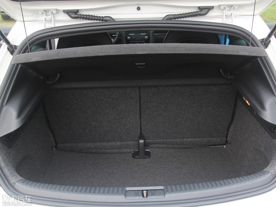 2013п 2.0TSI GTS ٰ