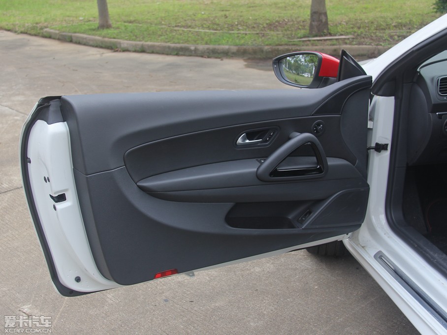 2013п 2.0TSI GTS ٰ