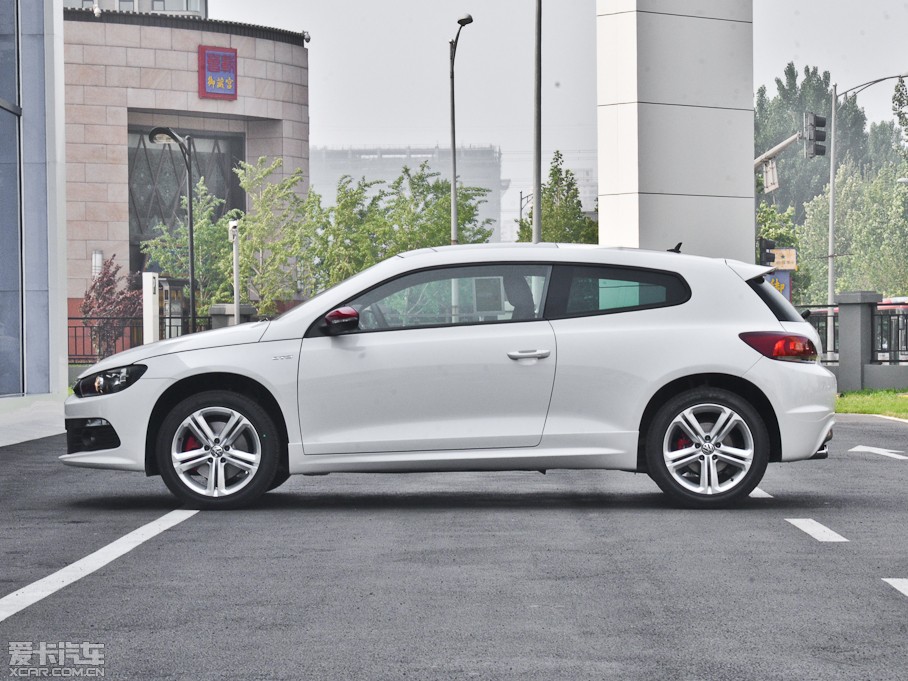 2013п 2.0TSI GTS ٰ