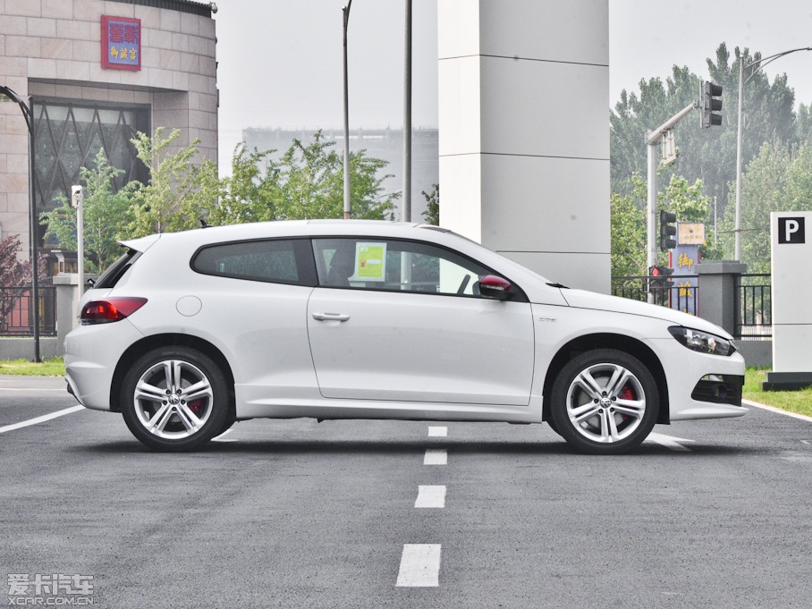 2013п 2.0TSI GTS ٰ