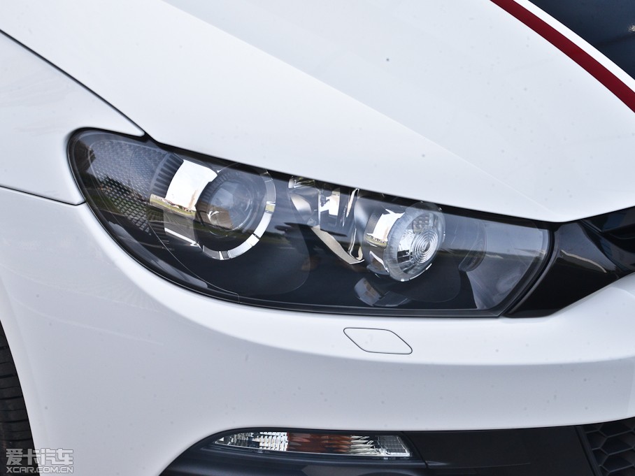 2013п 2.0TSI GTS (jng)ٰ