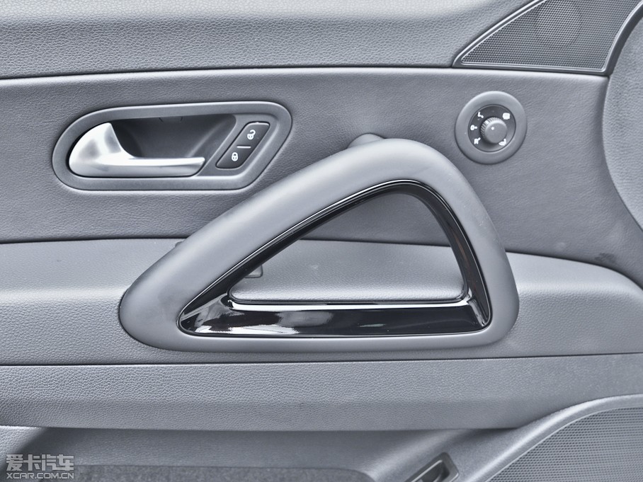 2013п 2.0TSI GTS ٰ