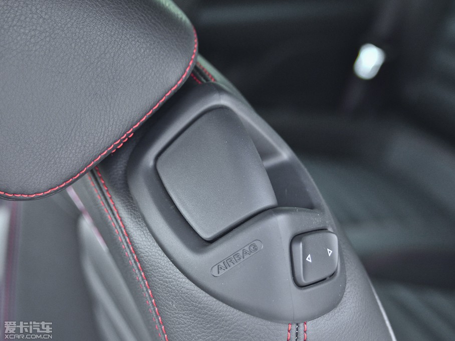 2013п 2.0TSI GTS ٰ