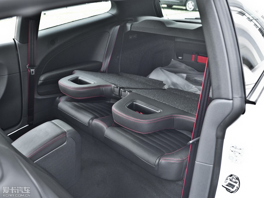 2013п 2.0TSI GTS ٰ