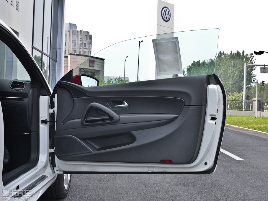 2013п 2.0TSI GTS ٰ