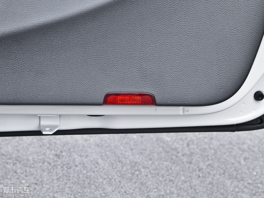 2013п 2.0TSI GTS ٰ