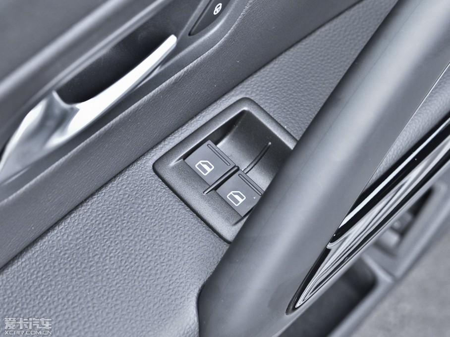 2013п 2.0TSI GTS ٰ