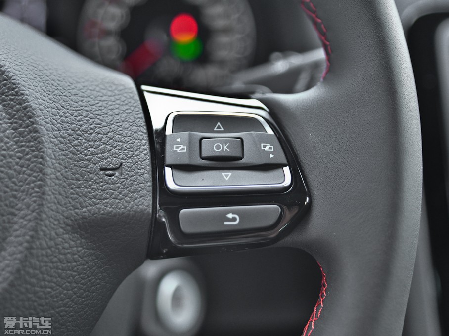 2013п 2.0TSI GTS ٰ