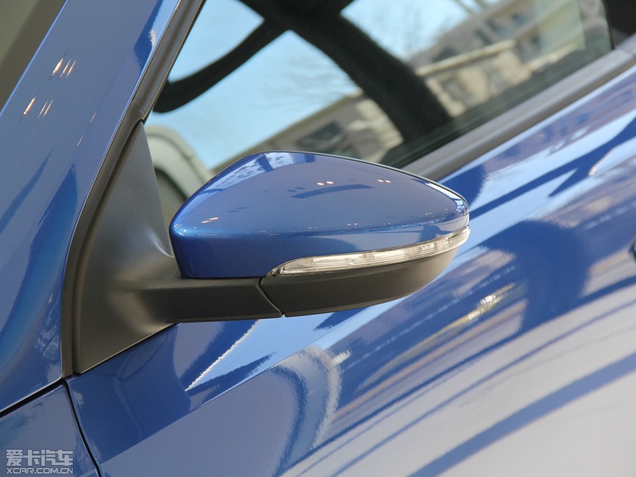 2013п 1.4TSI GTS ٰ