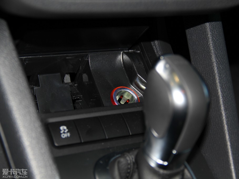 2013п 1.4TSI GTS ٰ