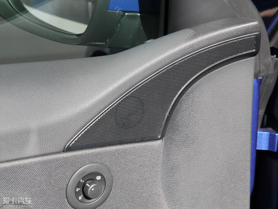 2013п 1.4TSI GTS ٰ