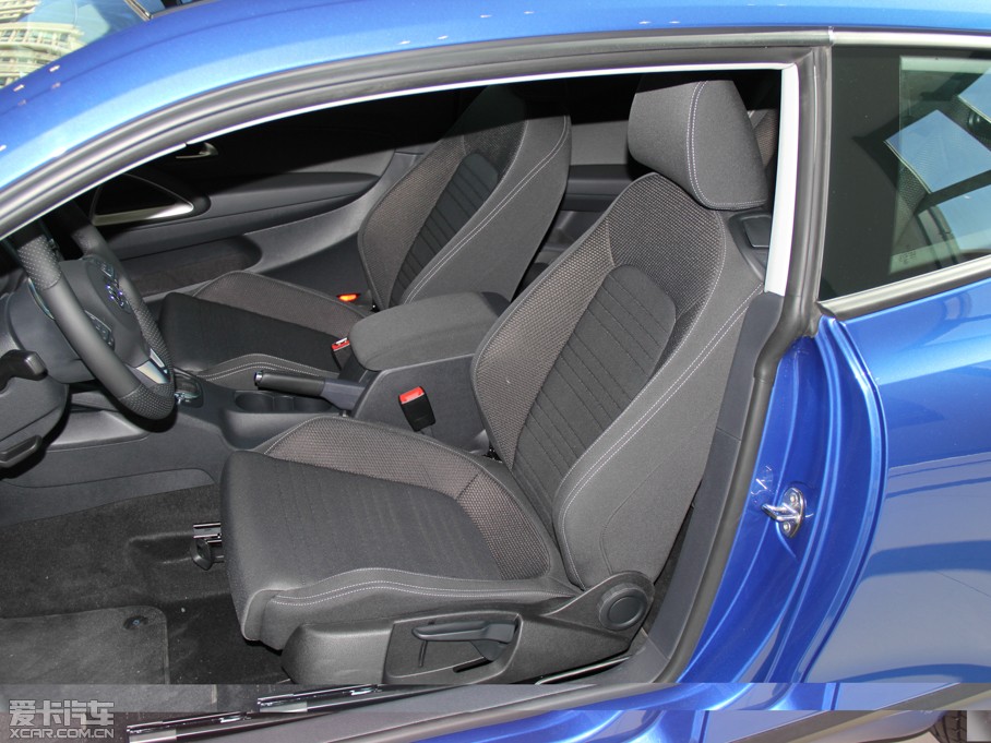 2013п 1.4TSI GTS ٰ