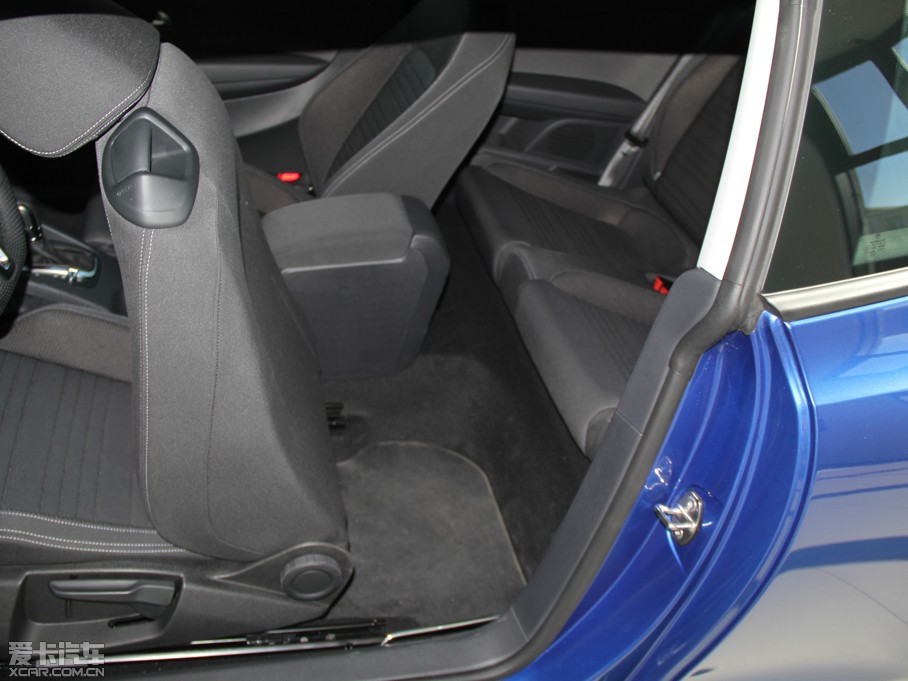 2013п 1.4TSI GTS ٰ