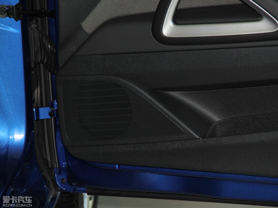 2013п 1.4TSI GTS ٰ