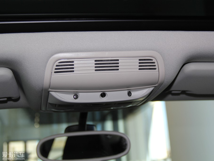 2013п 1.4TSI GTS ٰ