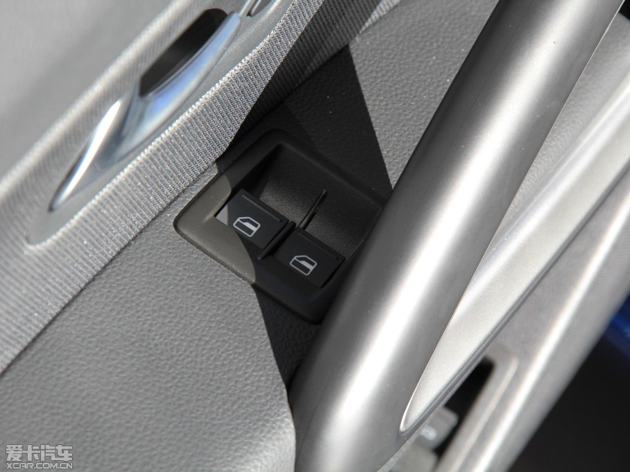 2013п 1.4TSI GTS ٰ