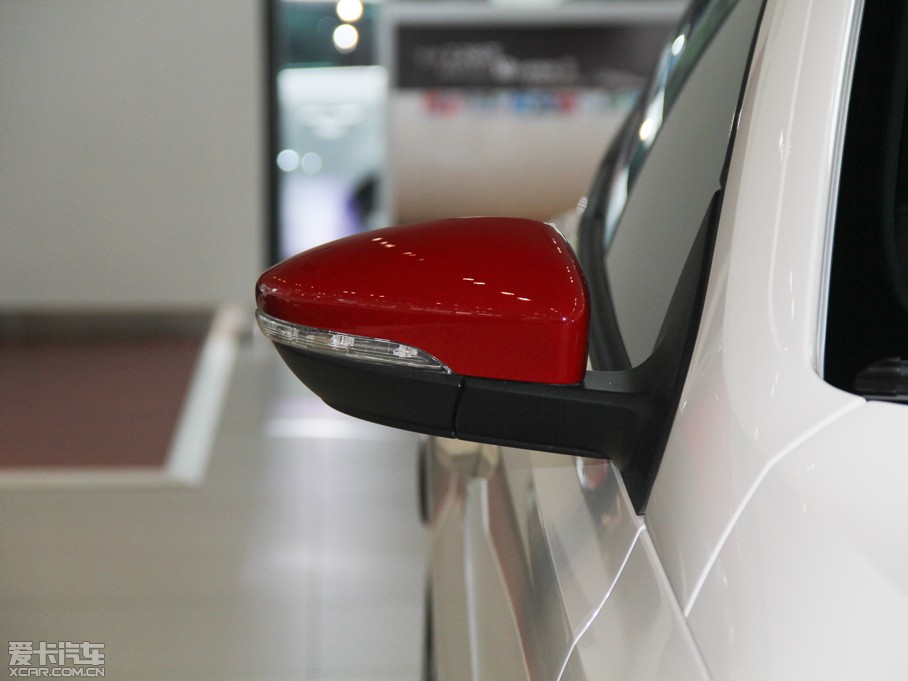 2013п 1.4TSI GTS ٰ