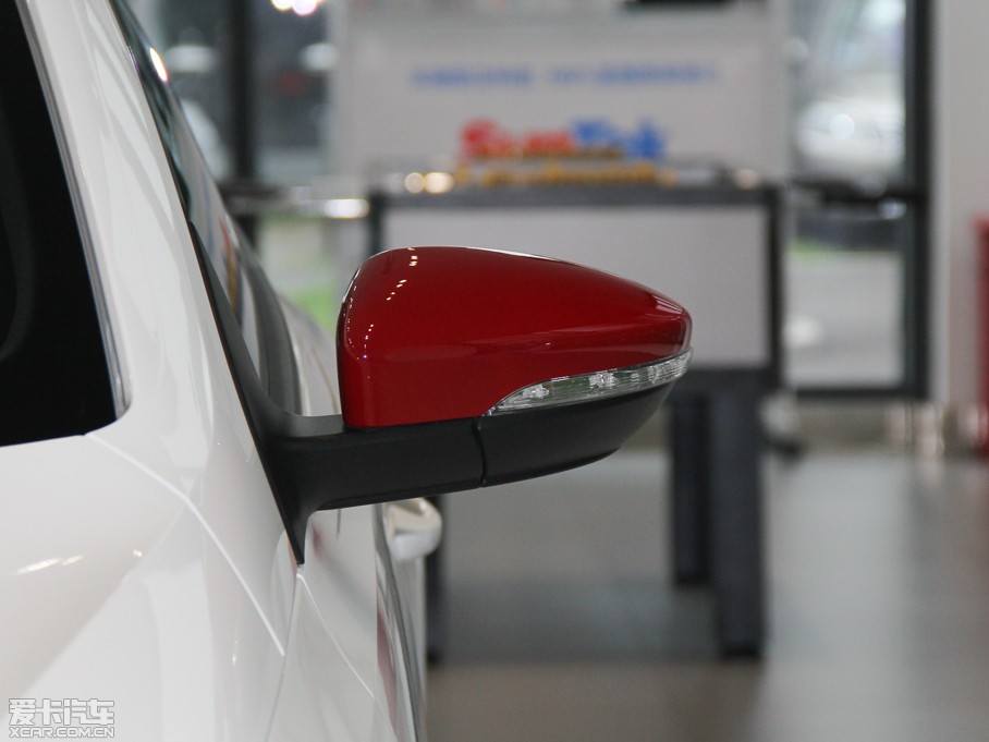 2013п 1.4TSI GTS ٰ