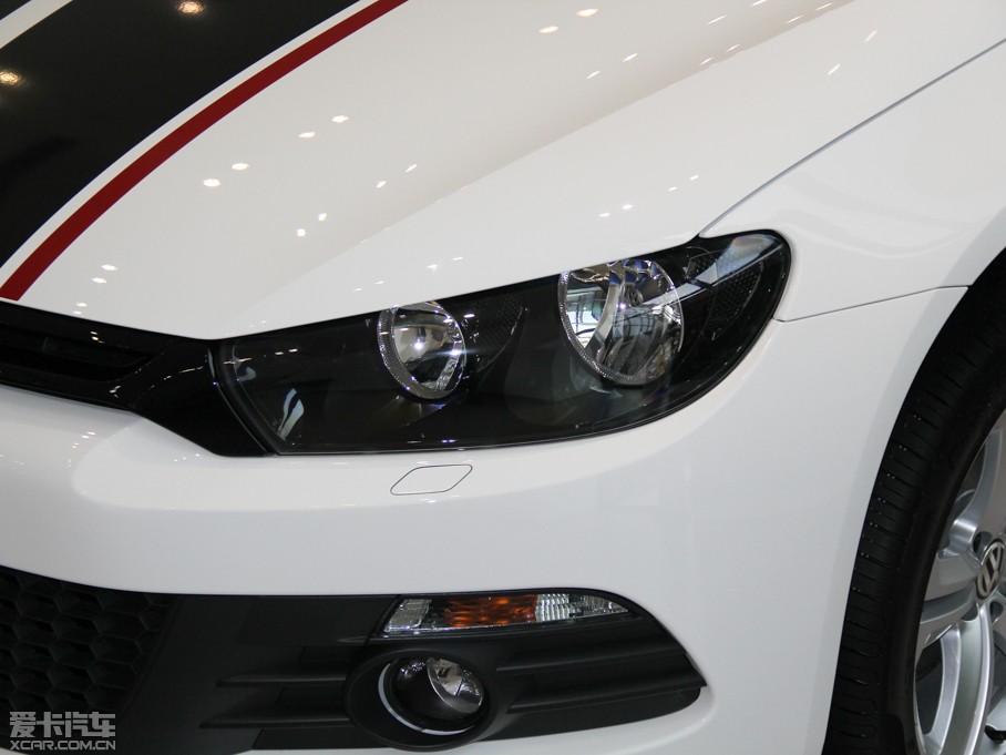 2013п 1.4TSI GTS ٰ